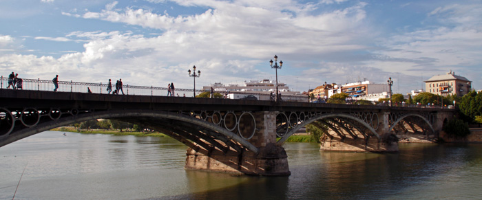Puente de Isabel II (puente de Triana) en Sevilla