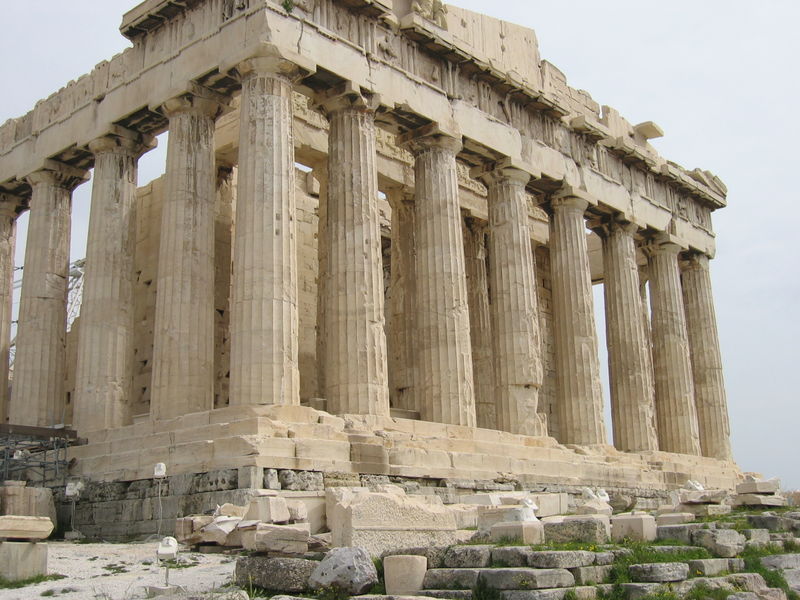 Partenon en la Acropolis de Atenas. Templo dedicado a Atenea diosa de la ciudad.