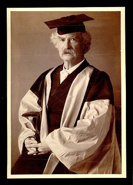 Twain in his gown for his DLitt degree, awarded to him by Oxford University.