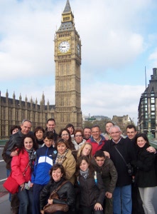Grupo ante el Big-Ben de Londres