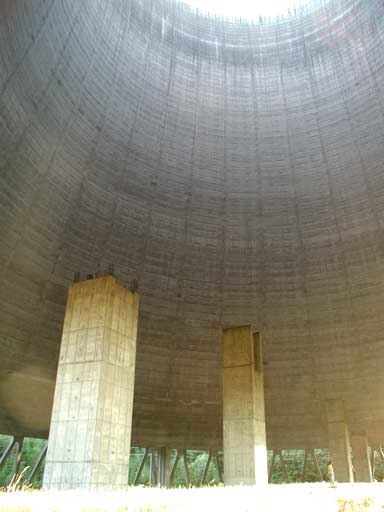 Interior de la torre de refrigeración de una central térmica