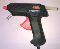 Pistola de pegamento termofusible